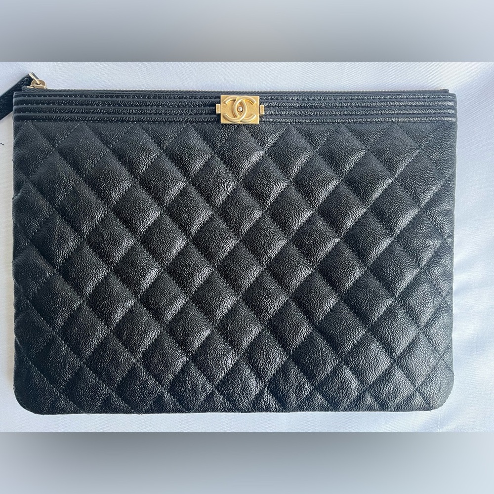 Chanel Medium Boy O’case